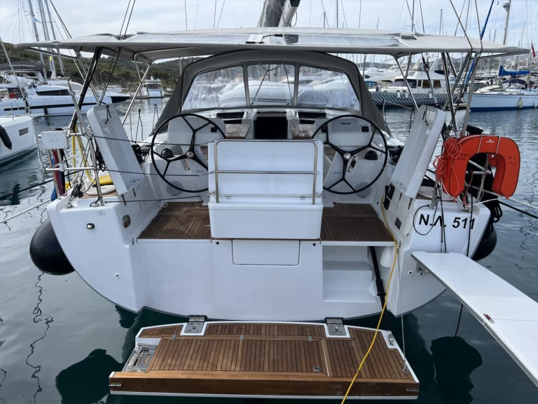 Alquiler Velero en Lávrio - Hanse Hanse 508