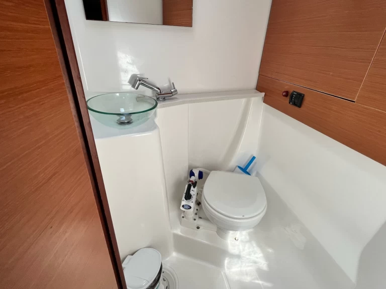 Alquiler de embarcaciones Dufour Dufour 460 Grand Large enLávrio en Samboat