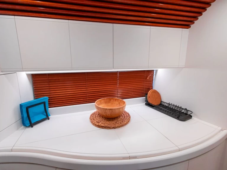 Alquiler de barcos El Pireo barato de Pershing 52