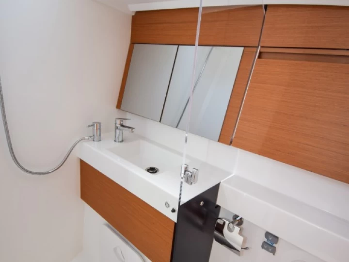 Alquiler de barcos Marmaris barato de Sun Odyssey 410