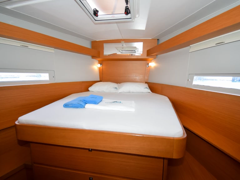 Alquiler Velero Dufour con o sin  título de navegación