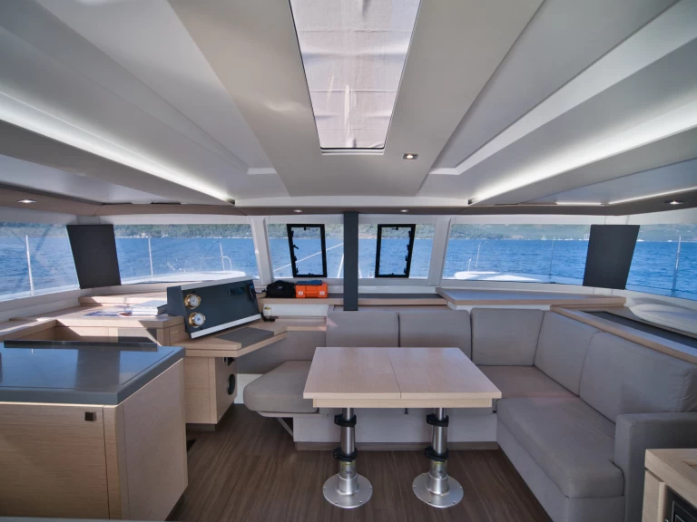 Alquiler de embarcaciones Fountaine Pajot Astrea 42 enMarmaris en Samboat