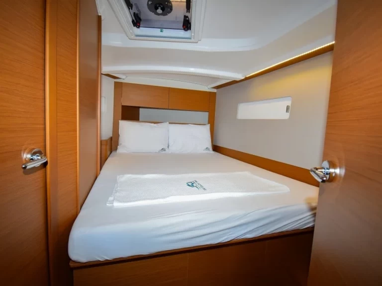 Alquiler de Velero, con o sin patrón Jeanneau Marmaris