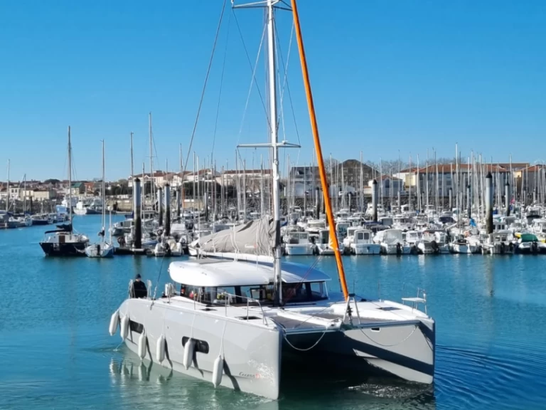 Alquiler de Catamarán, con o sin patrón Excess Préveza