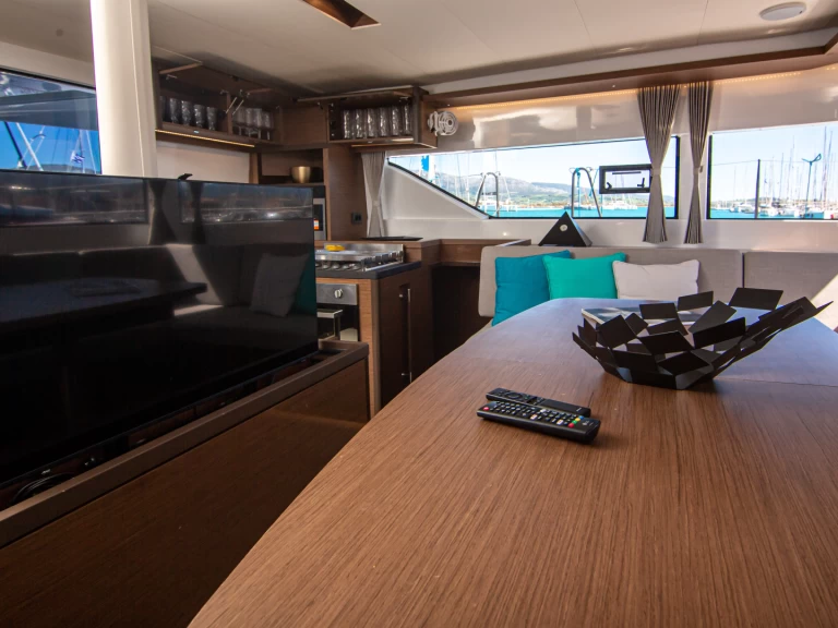 Catamarán para alquilar Préveza al mejor precio