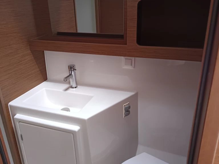 Lagoon Lagoon 42 de alquiler a Capo d'Orlando