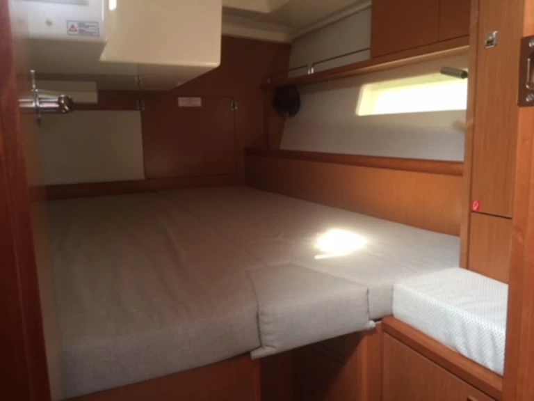 Alquiler de embarcaciones Bavaria Bavaria C45 enSalerno en Samboat