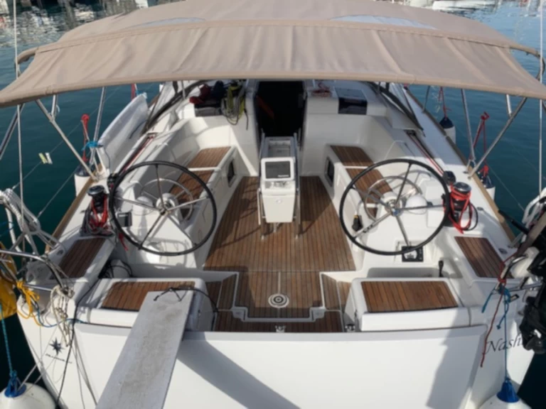 Alquiler Salerno - Jeanneau Sun Odyssey 449 en SamBoat