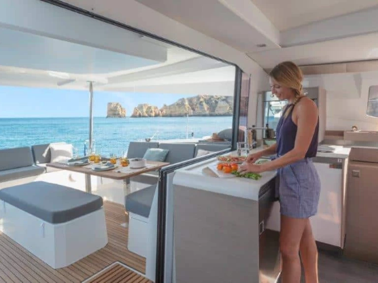 Alquiler de Fountaine Pajot Elba 45 en Palma de Mallorca