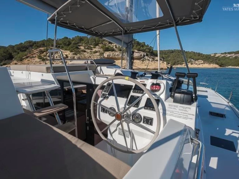Alquiler de embarcaciones Fountaine Pajot Saona 47 enPalma de Mallorca en Samboat