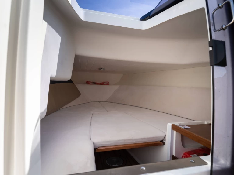 Alquiler de barcos Mali Lošinj barato de Galeon 630 Sundeck