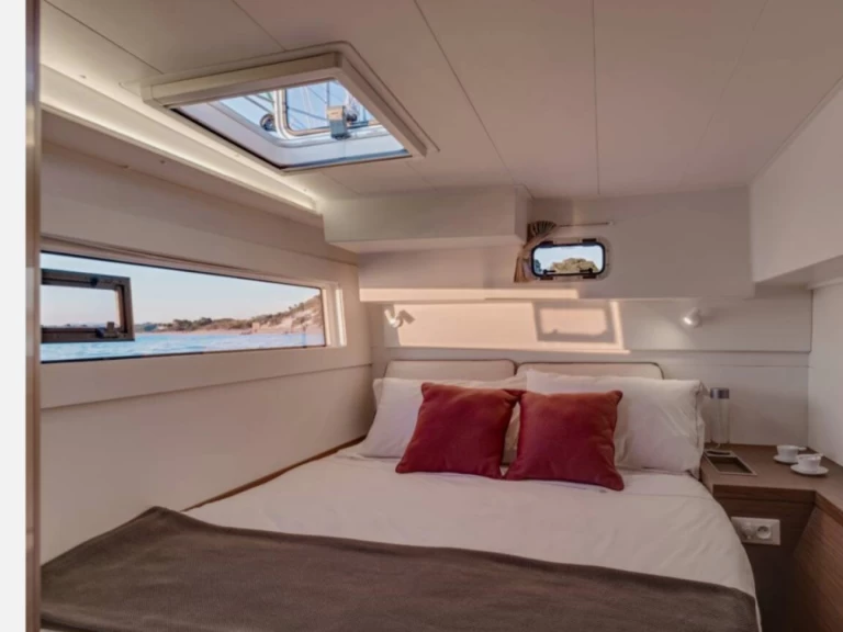 Alquiler Catamarán Lagoon con o sin  título de navegación