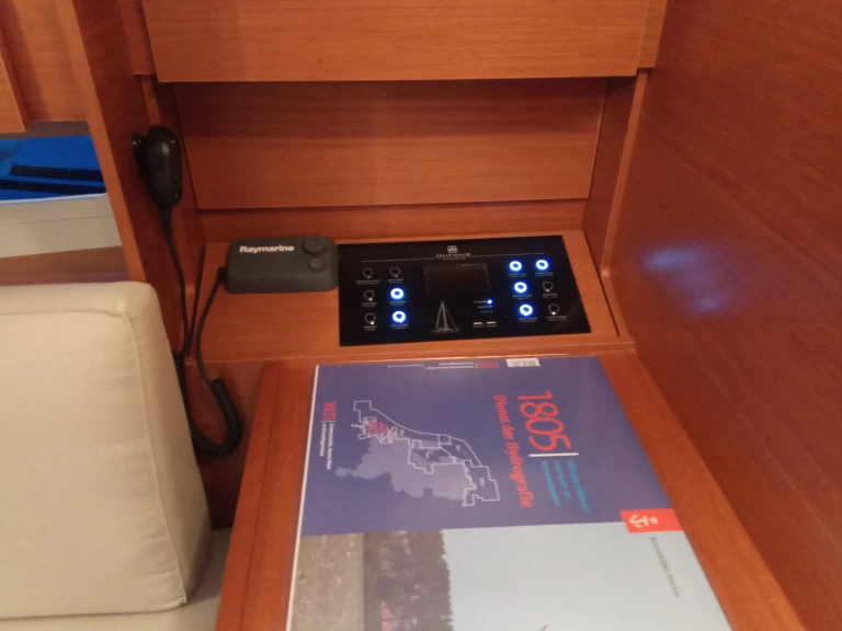 Alquiler de Dufour Dufour 310 Grand Large en Yerseke