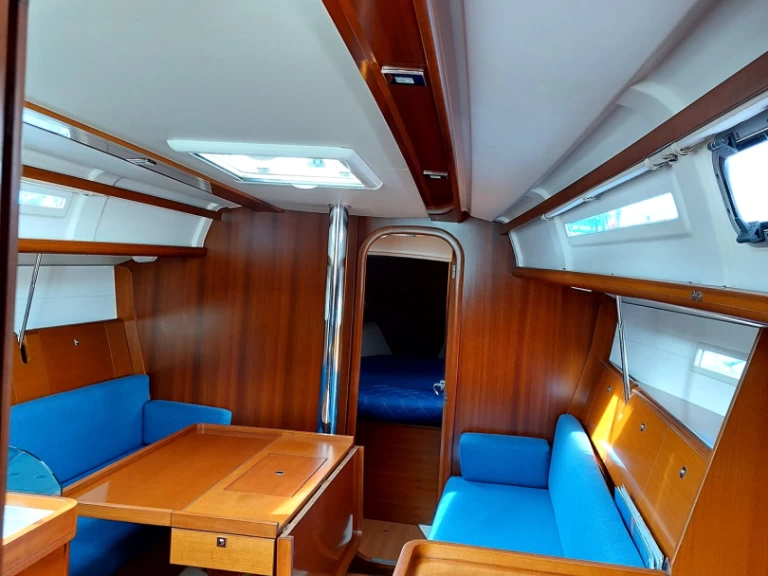 Velero para alquilar Yerseke al mejor precio