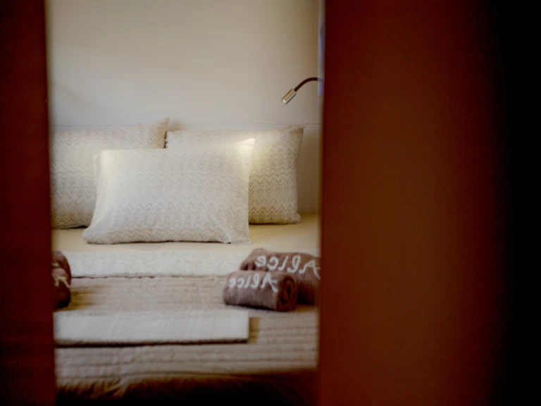 Alquiler de barcos Álimos barato de Lagoon 46