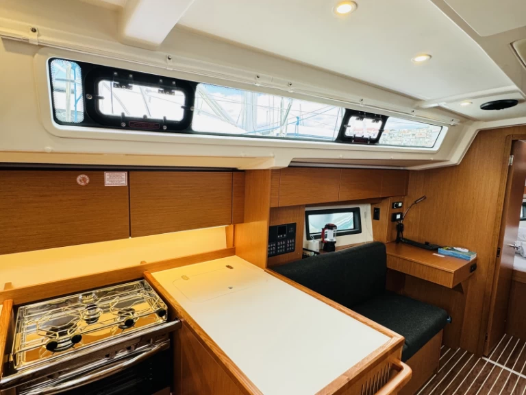 Alquiler Velero en Novi Vinodolski - Bavaria Bavaria C38