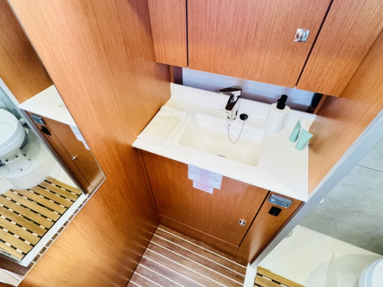 Alquiler de Velero, con o sin patrón Bavaria Novi Vinodolski