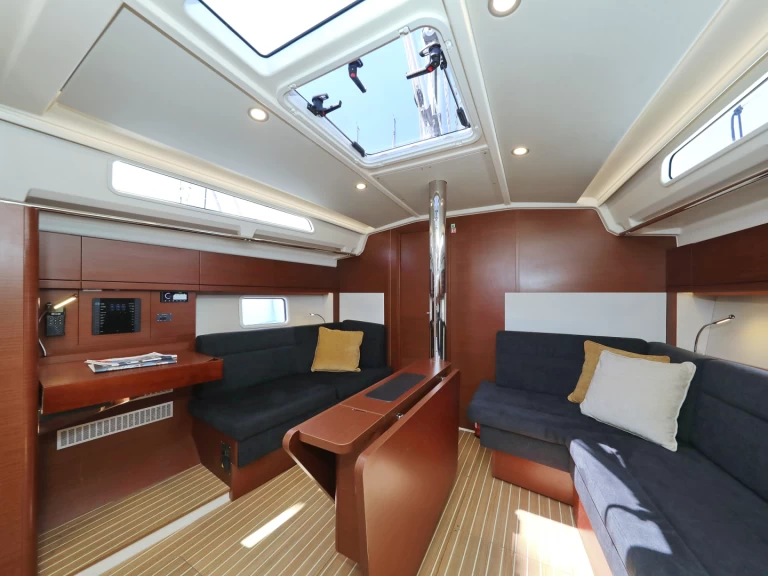 Alquiler Velero Hanse con o sin  título de navegación