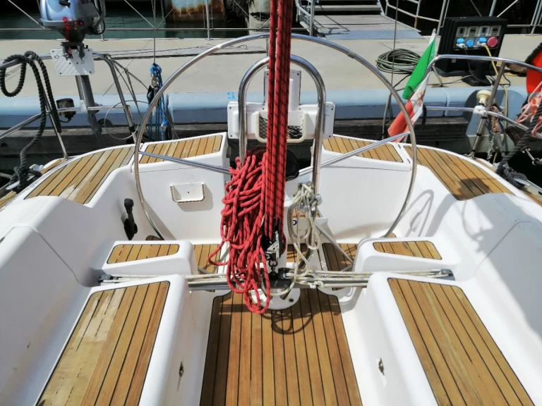 Alquiler de embarcaciones Elan Elan 40 enGenova en Samboat