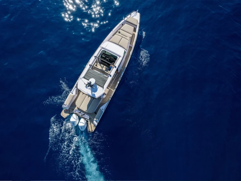 Alquiler de barcos Kalo Livadi barato de Axopar 37 Mediteranna