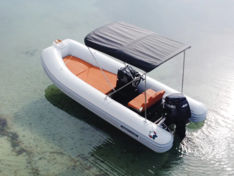 Alquiler de  Motorboat 4.3 en Torre Canne