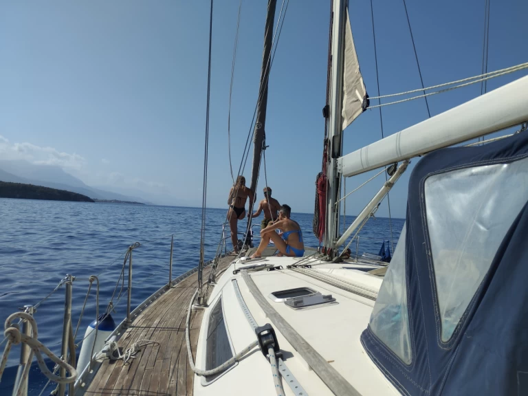 Alquiler de Jeanneau Sun Odyssey 45.1 en Kalamata