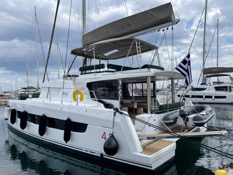 Alquiler de Catamarán, con o sin patrón Bali Álimos