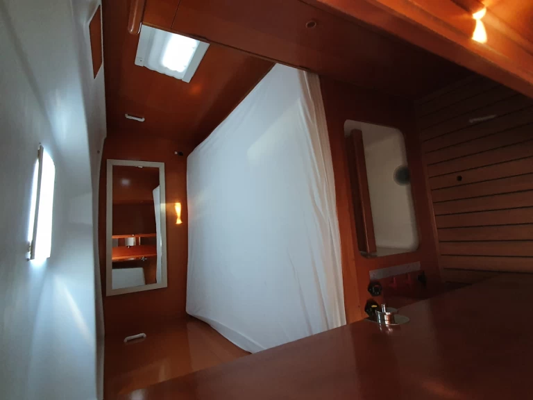 Alquiler de embarcaciones Lagoon Lagoon 38 enHyères en Samboat