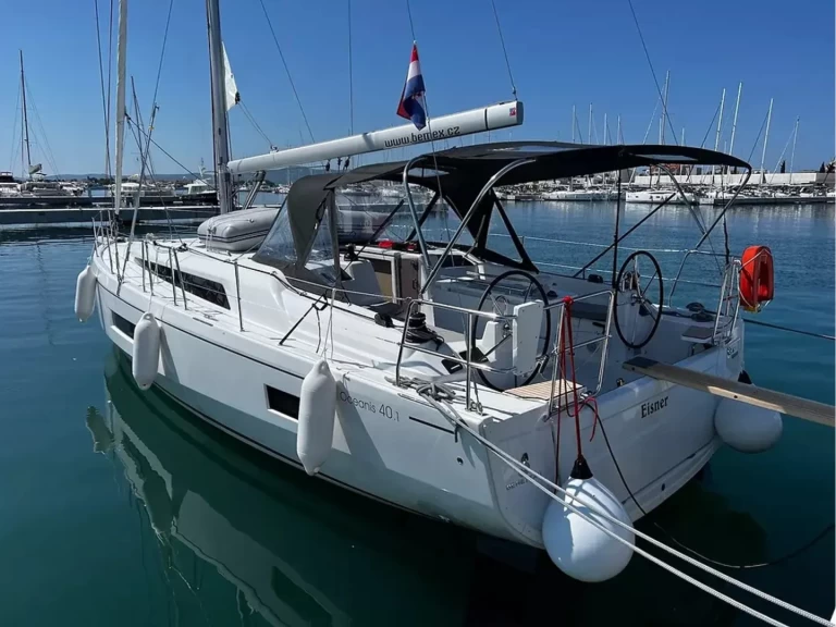 Alquiler Velero en Šibenik - Bénéteau Oceanis 40.1