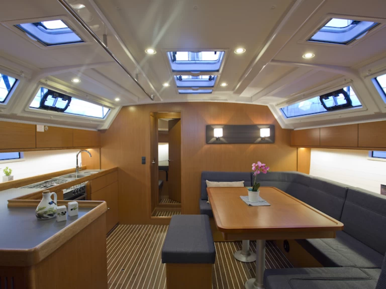 Alquiler de Bavaria Cruiser 46 en Šibenik