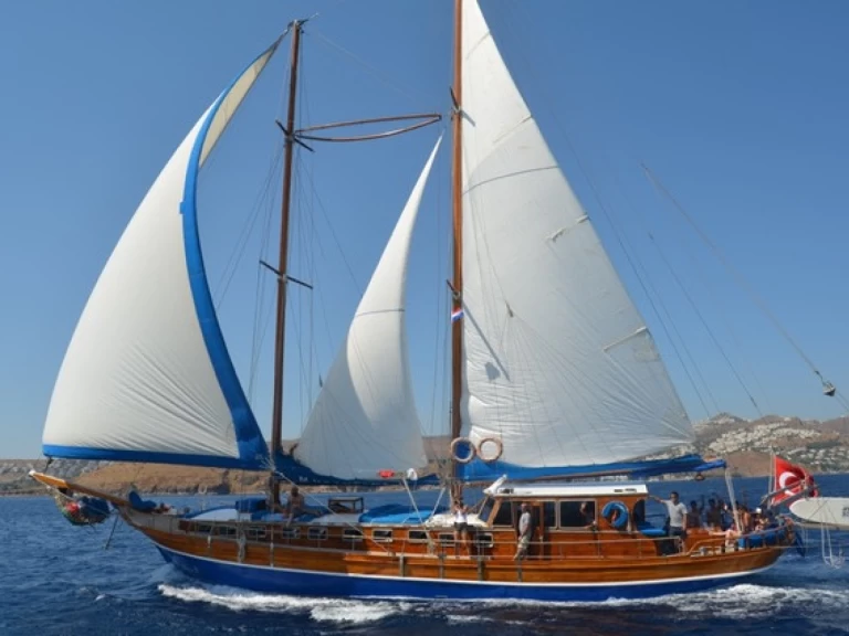 Alquiler Velero en Bodrum -  Sailing Gulet Musandira 