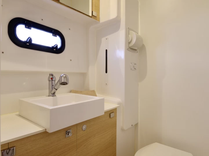 Catamarán para alquilar Castellammare di Stabia al mejor precio