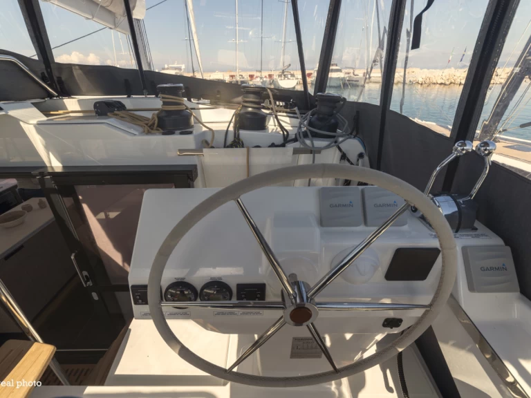 Alquiler de embarcaciones Fountaine Pajot Aura 51 enCannigione en Samboat
