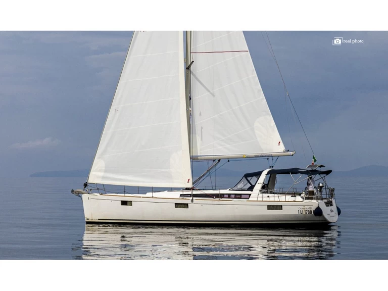 Alquiler de Bénéteau Oceanis 48 en Puntone