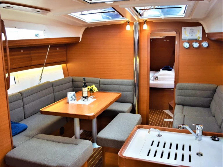 Alquiler de Dufour Dufour 412 Grand Large en Arrecife