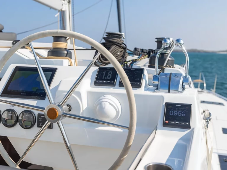 Alquiler de Catamarán, con o sin patrón Fountaine Pajot Frenchtown