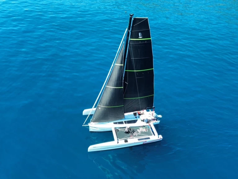 Alquiler de embarcaciones Tricat TRICAT 8.50 enLa Trinité-sur-Mer en Samboat