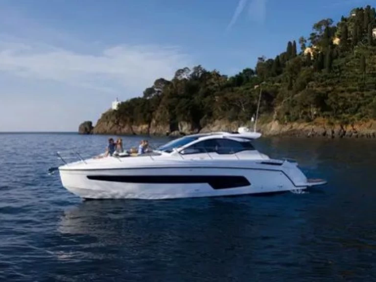 Alquiler Split - Azimut Azimut Atlantis 45 en SamBoat