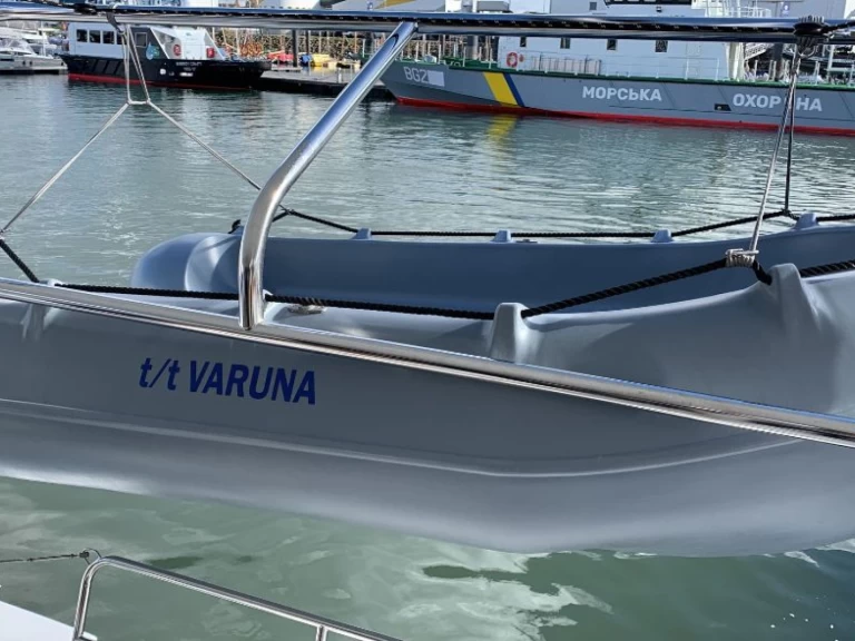 Alquiler de Lagoon Lagoon 42 en Eden Island