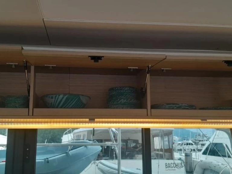 Catamarán para alquilar Eden Island al mejor precio