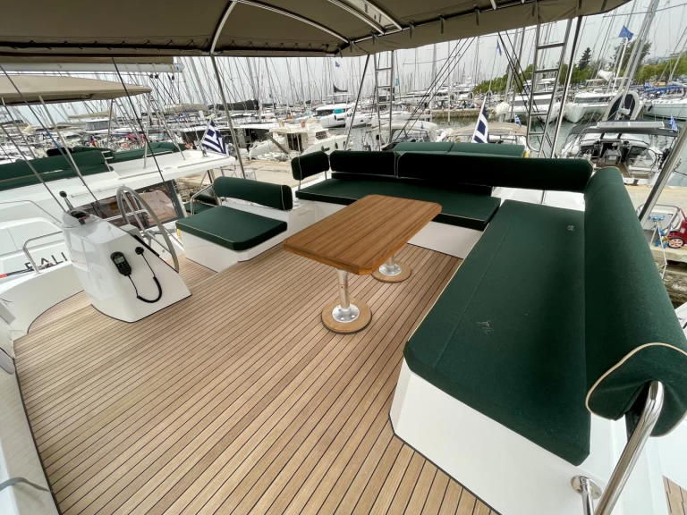 Alquiler Catamarán Bali con o sin  título de navegación