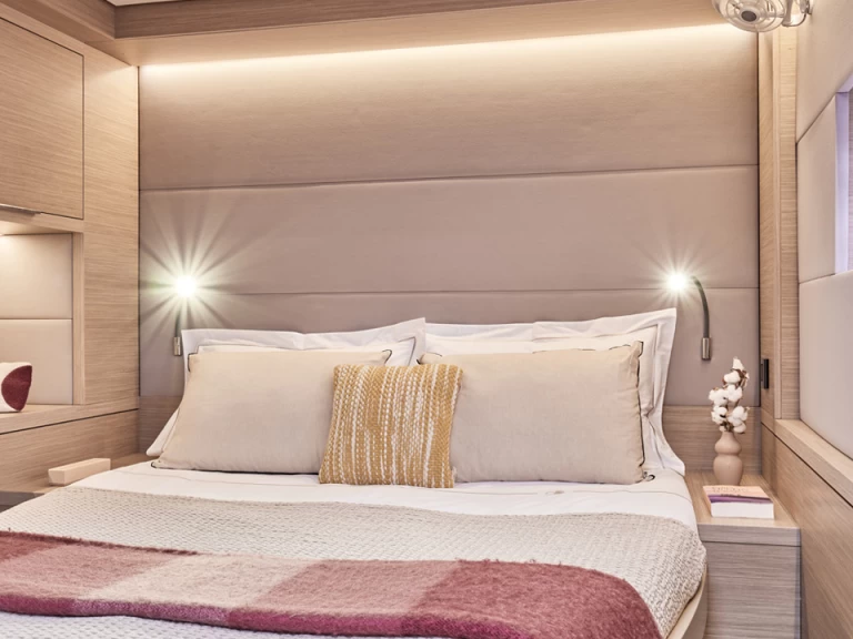 Lagoon Lagoon 55 de alquiler a Procida