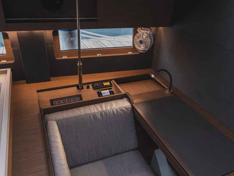 Alquiler de Bénéteau Benetau Oceanis 51.1 en Šibenik