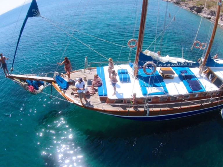 Alquiler Velero en Bodrum -  Sailing Gulet Musandira 