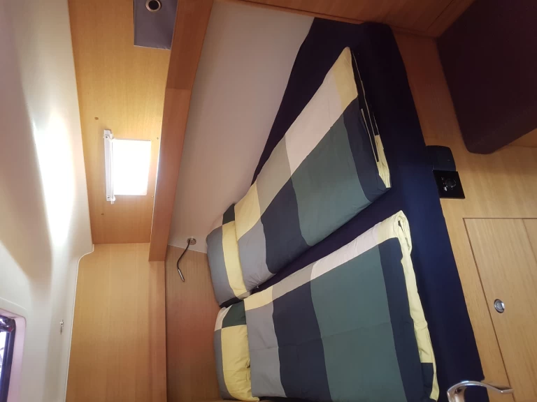 Alquiler de Elan Impression 50.1 en Pirovac