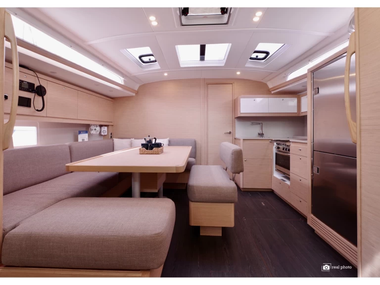 Alquiler de Velero, con o sin patrón Dufour Furnari