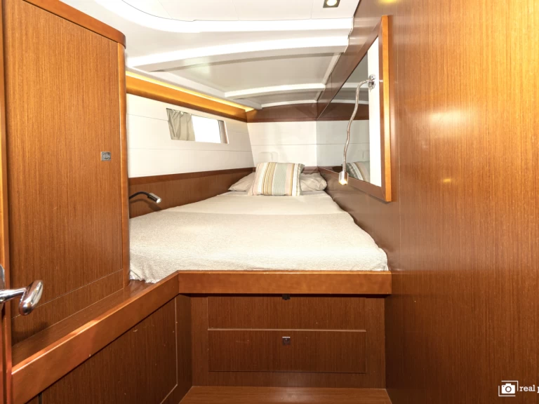 Bénéteau Oceanis 48 de alquiler a Puntone