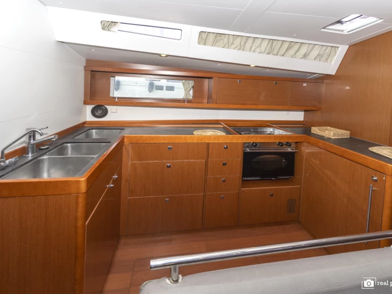 Alquiler de Bénéteau Oceanis 48 en Puntone