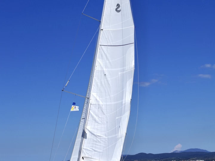 Alquiler de Bénéteau Oceanis 51.1 en Puntone