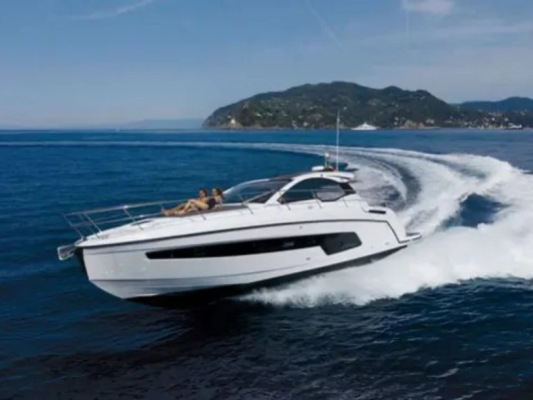 Alquiler Split - Azimut Azimut Atlantis 45 en SamBoat